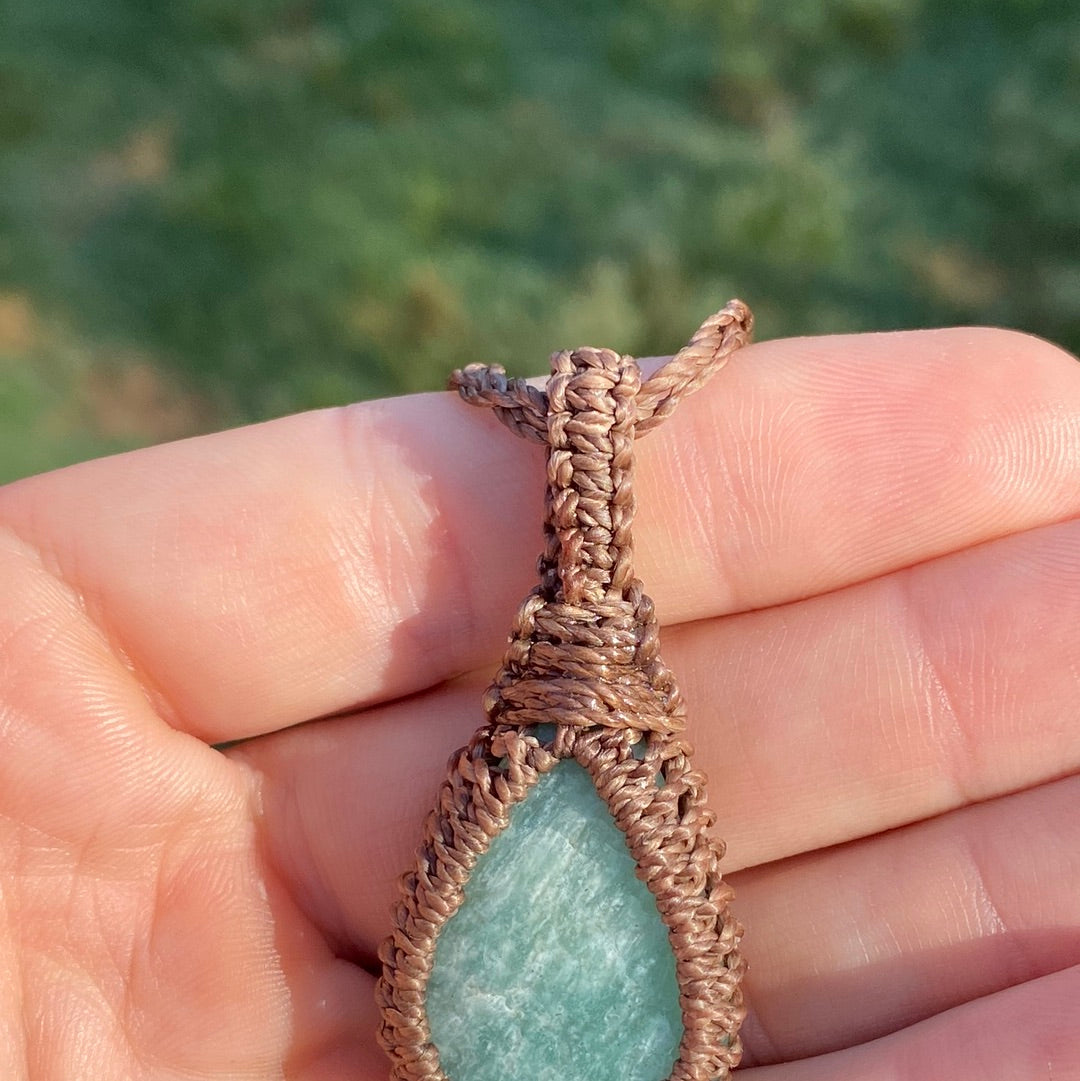 Colorado Amazonite Macrame Necklace in brown