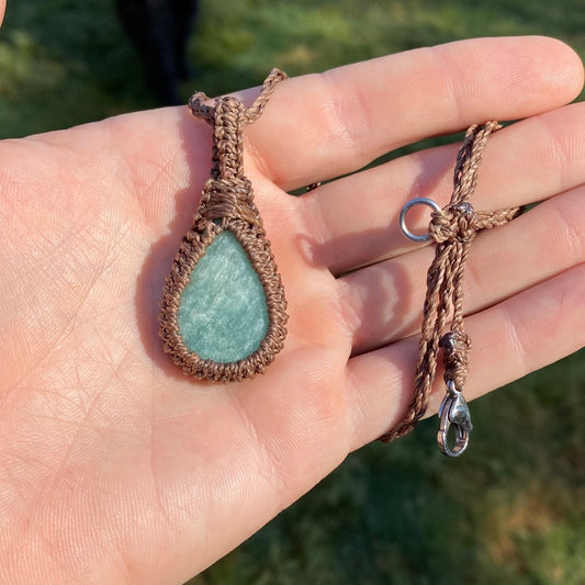 Colorado Amazonite Macrame Necklace in brown